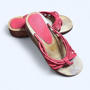 Bongo Women's Red Sandals! size 8
